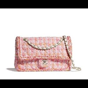 SOLD 💰 Chanel mini tweed bag sorbet